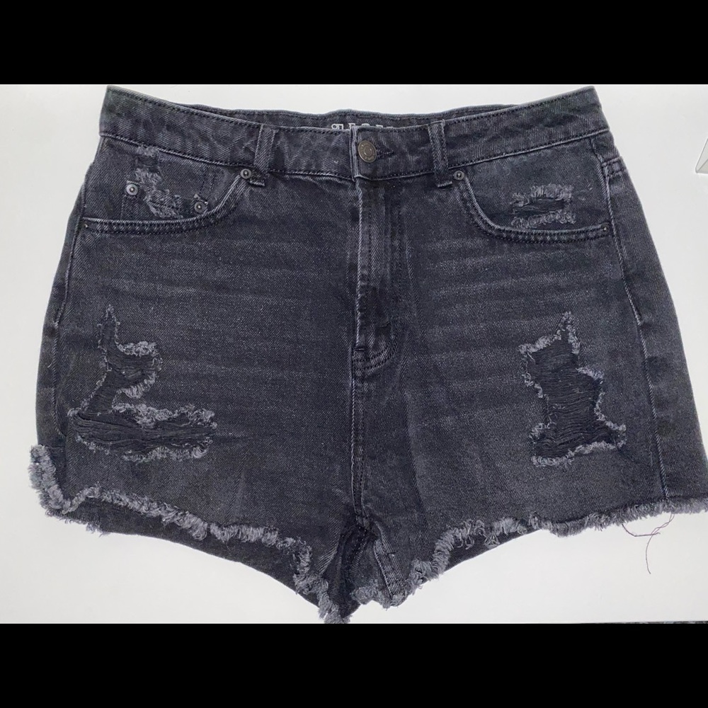 Black Denim Shorts!
